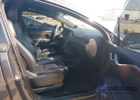 2021 Tesla Model X Long Range Dual Motor All-Wheel Drive/Long Range Plus Dual Motor All-Wheel Drive из США, поврежденный, VIN 5YJXCBE25MF322197